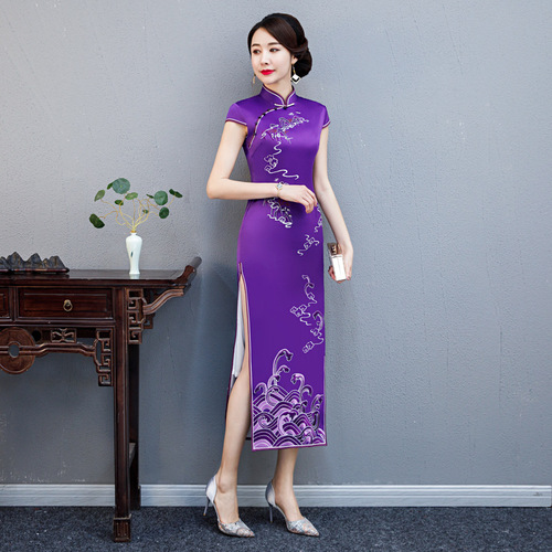 Women Chinese dresses Cheongsam embroidered long Women Chinese dresses Cheongsam dress standing collar Chinese Cheongsam skirt