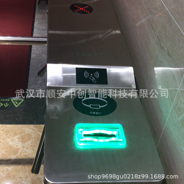 温泉浴场吞手环通道闸吞手牌三辊闸温泉度假酒店检票闸机人行通道