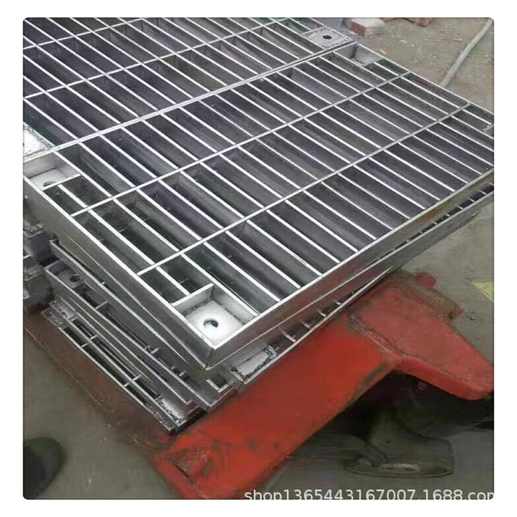 供应盖板及沟盖钢格栅板 批发排水沟地沟盖钢格栅板