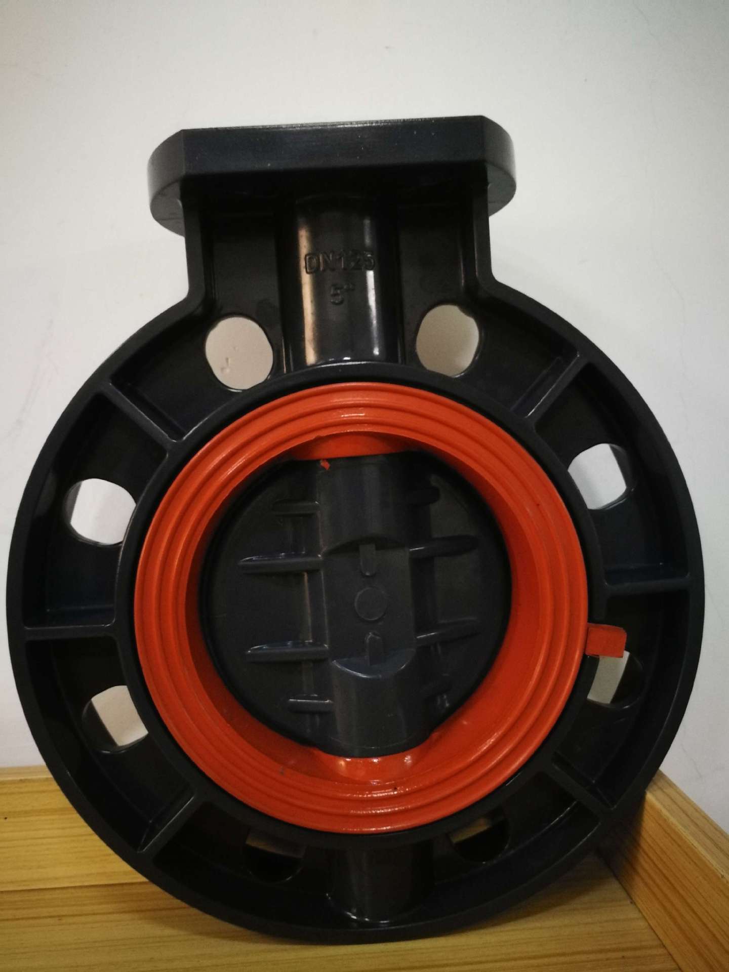 厂家专业生产  氟橡胶FPM密封UPVC/CPVC蝶阀  无头光杆蝶阀