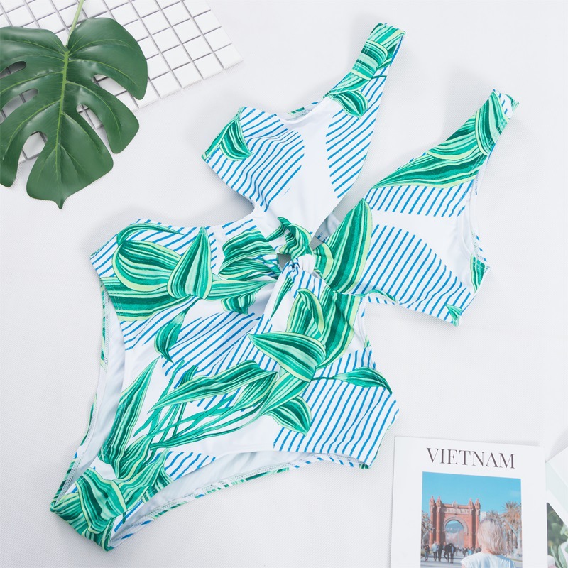 chest twist solid color one-piece swimwear NSHL52255