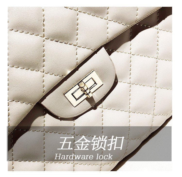 Bolso Mensajero Coreano Con Cadena De Rombos display picture 17