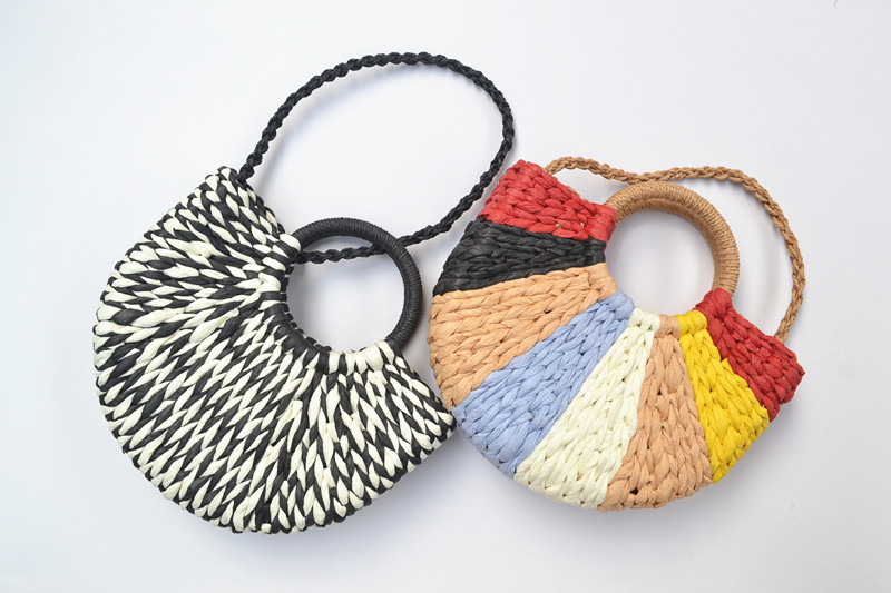 Women's Medium Straw Color Block Cute Oval Open Straw Bag display picture 1