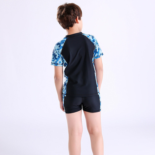Children's swimsuits for middle-aged and older children, plus size, teen boys' swimming trunks set, students' camouflage split sun protection swimsuit