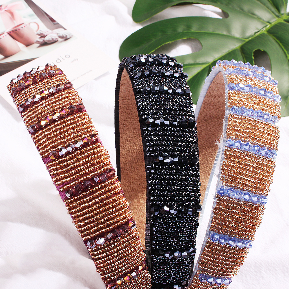 The New Korean Handmade Beaded Crystal Hairband Wide-edge Rice Beads Cheap Hairband Wholesale display picture 11