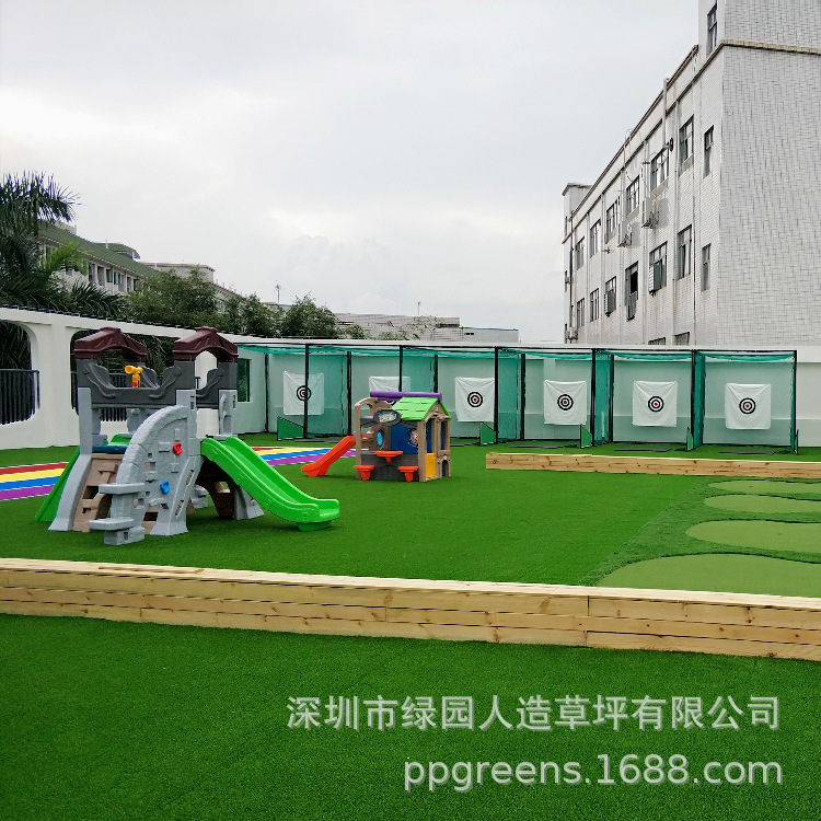 中小幼儿园小型高尔夫练习场、楼顶阳台高尔夫练习网现场施工