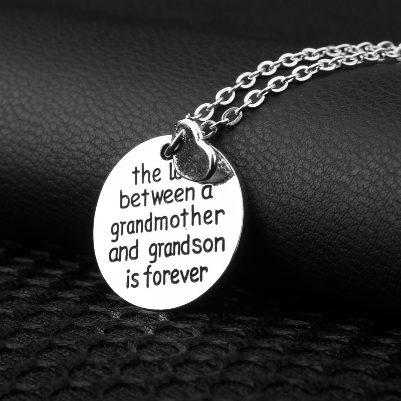 Hot Sale The Love Between A Grandmother Love Mother's Day Necklace Accessories Wholesale Nihaojewelry display picture 1