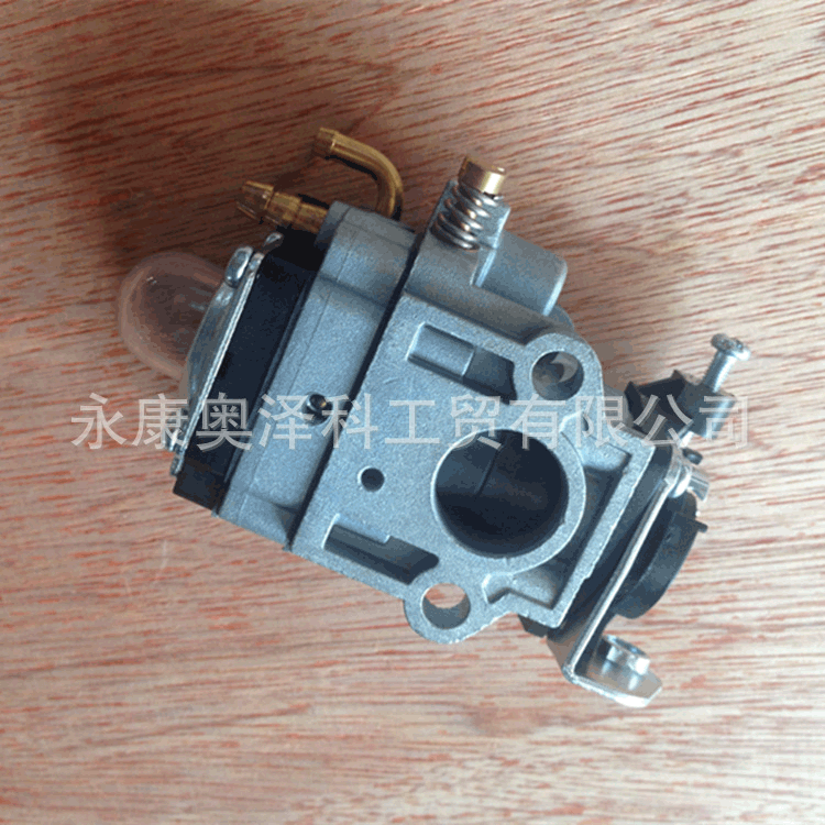 二冲程割草机割灌机打草机收割机40-5/44-5/430/520配件化油器