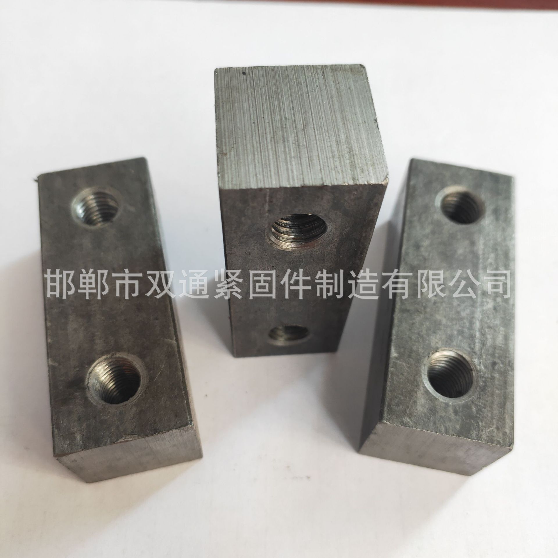 专业定制双孔螺母异型件长方形双孔螺母数控车削横孔竖孔非标螺母