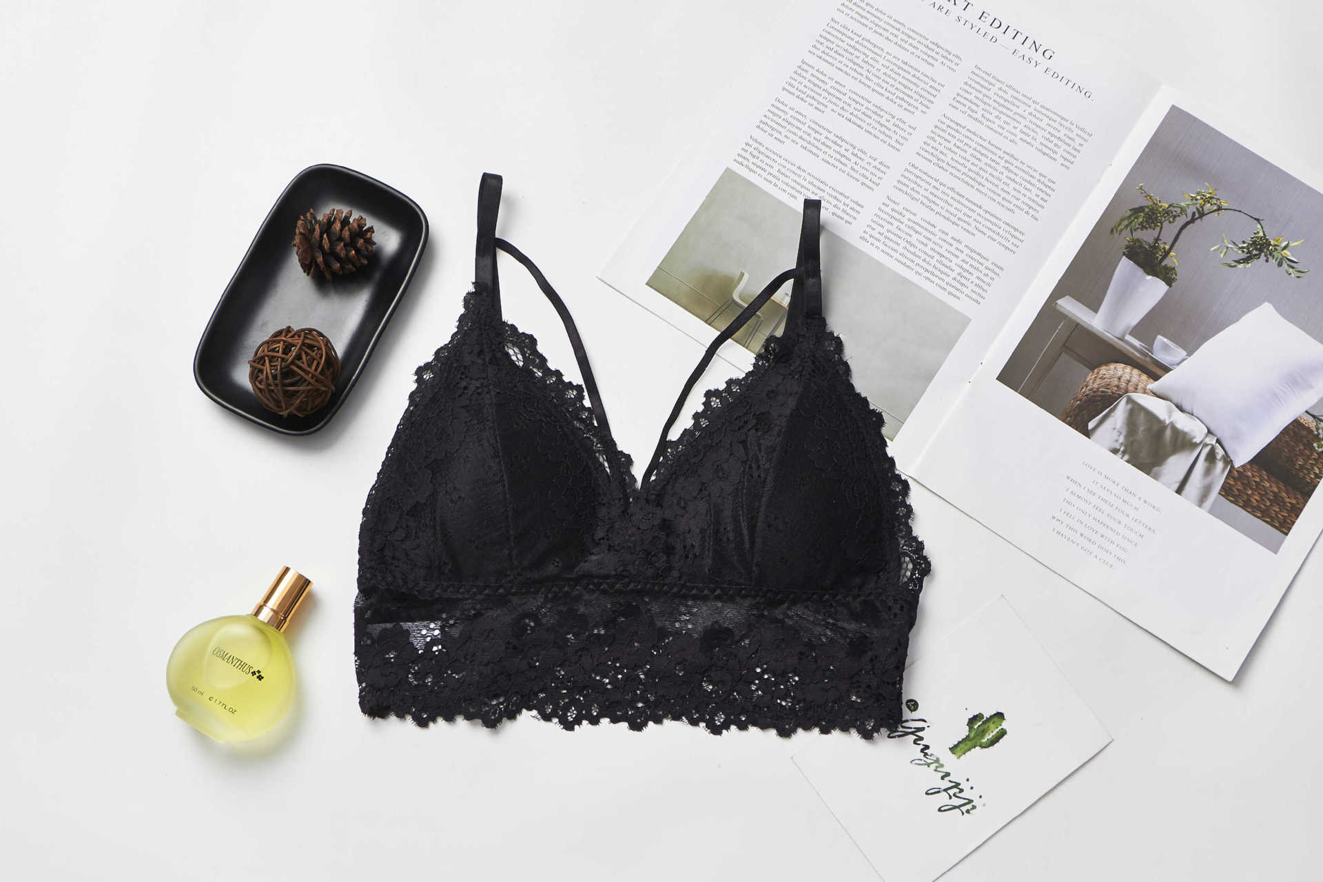 Lace Trim Strapless Bra