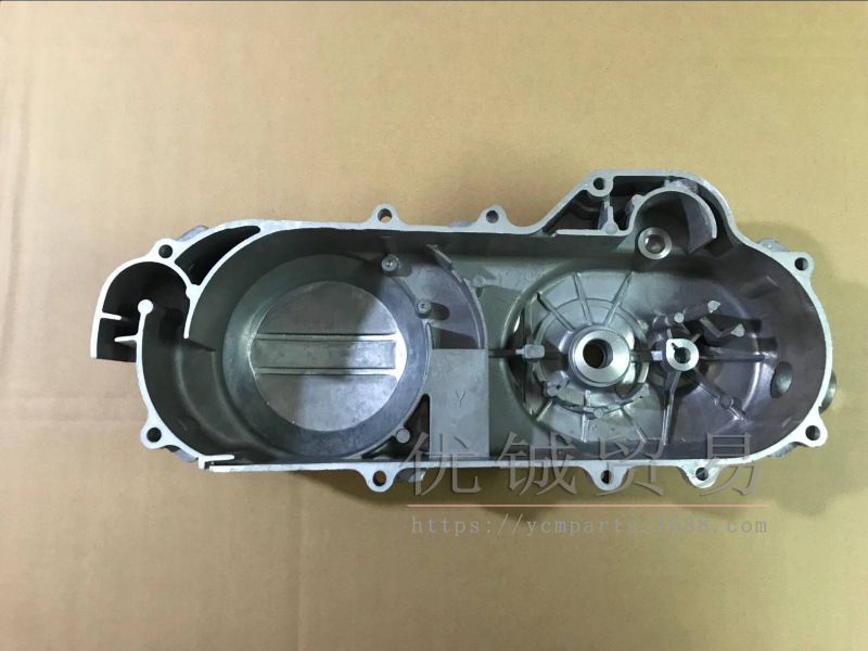 GY650侧盖 银色 (2)