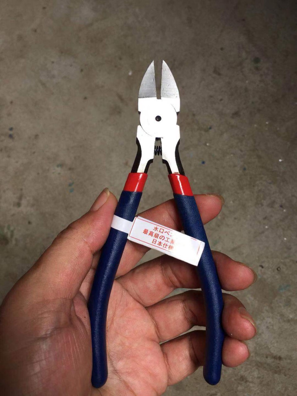 Fábrica al por mayor de 6 pulgadas grado industrial cromo vanadio acero de aleación de acero 55 correa de acero alicates de agua de manantial alicates de corte electrónico