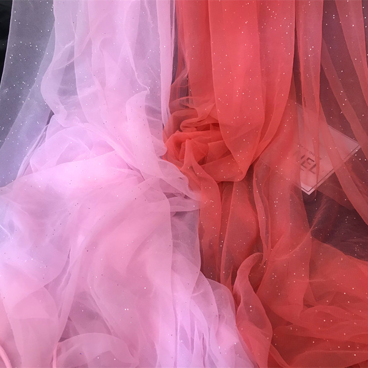 20D锦纶平布超柔软小方片点点杀围巾服装面料网纱梦幻雾纱