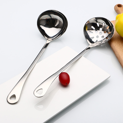 Non-magnetic stainless steel heart-shaped soup bowl scoop, household creative long-handled hot pot ladle, thickened heat-resistant soup spoon, hotel supplies