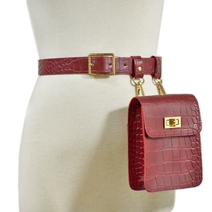 Women's Stylish Waist Bag with Elegant Crocodile Embellishment