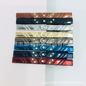 Huizhou jiafeng производит зажима для окрашенных окрашенных окрасов, алмазные зажимы и производители электронных галстуков