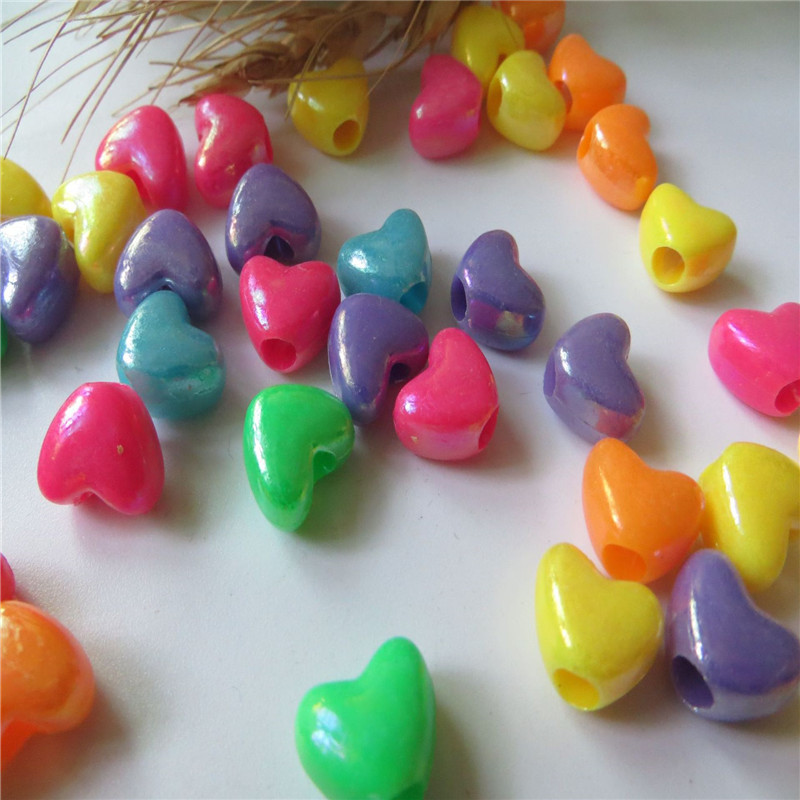 现货供应环保塑料珠实色大孔塑料桃心珠diy儿童玩具饰品配件批发