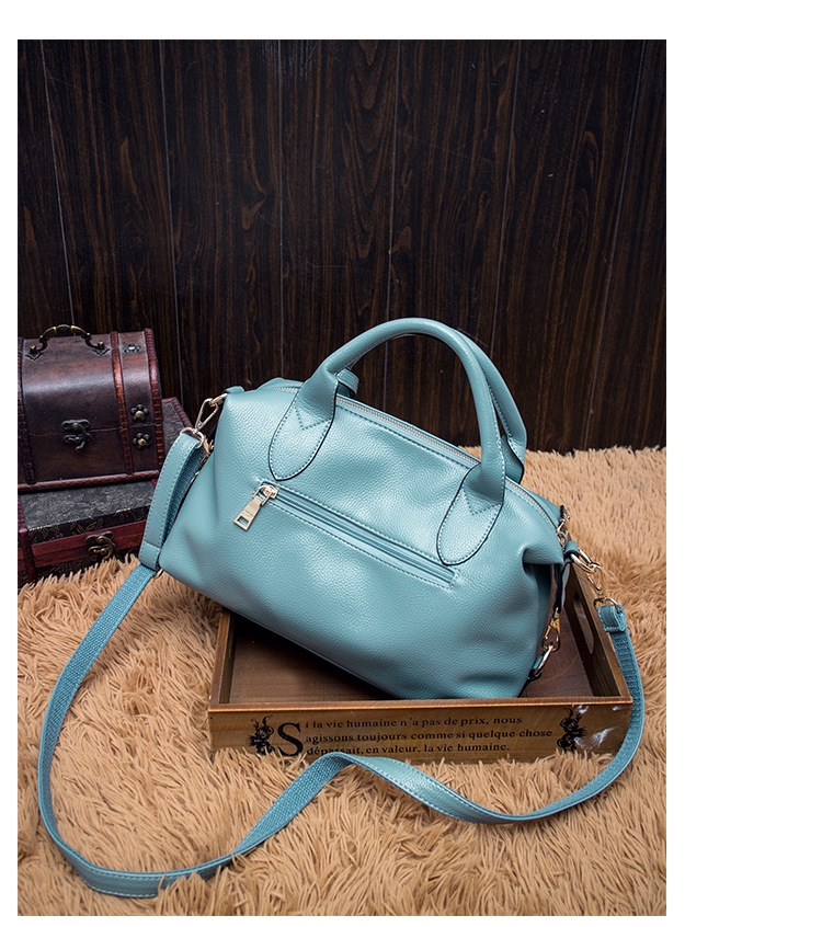 Borsa a tracolla con motivo litchi estivo 2024 Borsa a cuscino con una spalla da donna nuova_voghion.com