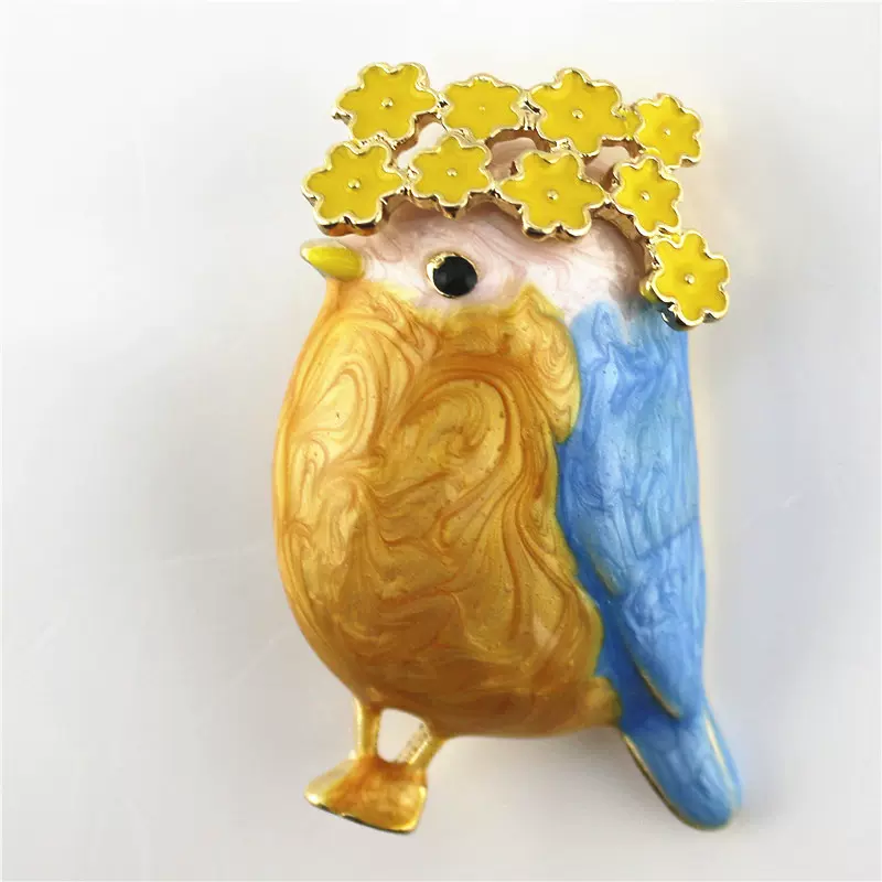 2019新款花环小鸟胸针时尚设计珐琅彩气质胸花大衣滴领针青岛厂家