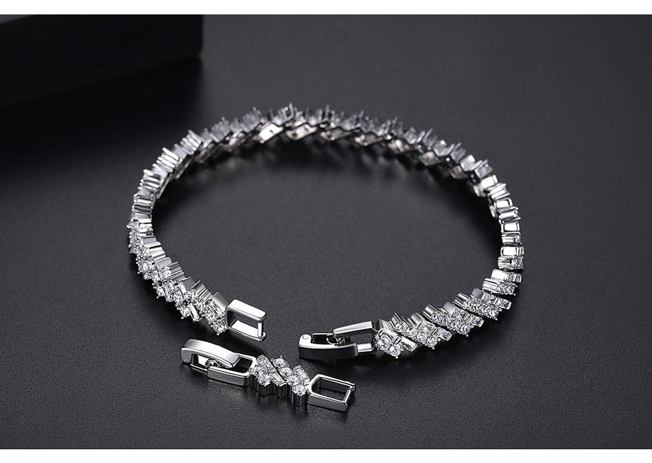 Bracelet Fashion Pave Ladies Bracelet Extension Chain Bracelet Gift display picture 4