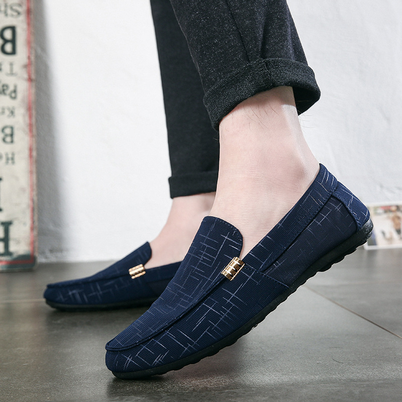 Mocasines para hombres 2021 zapatos nuevos de primavera zapatos casuales para hombres de moda estilo coreano mocasines deslizantes zapatos de tela para hombres