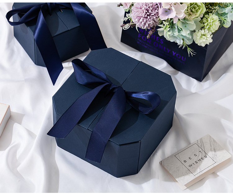 高级感礼品包装盒