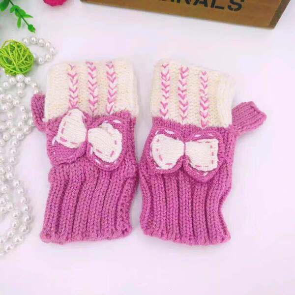 knitted keep warm gloves with bow