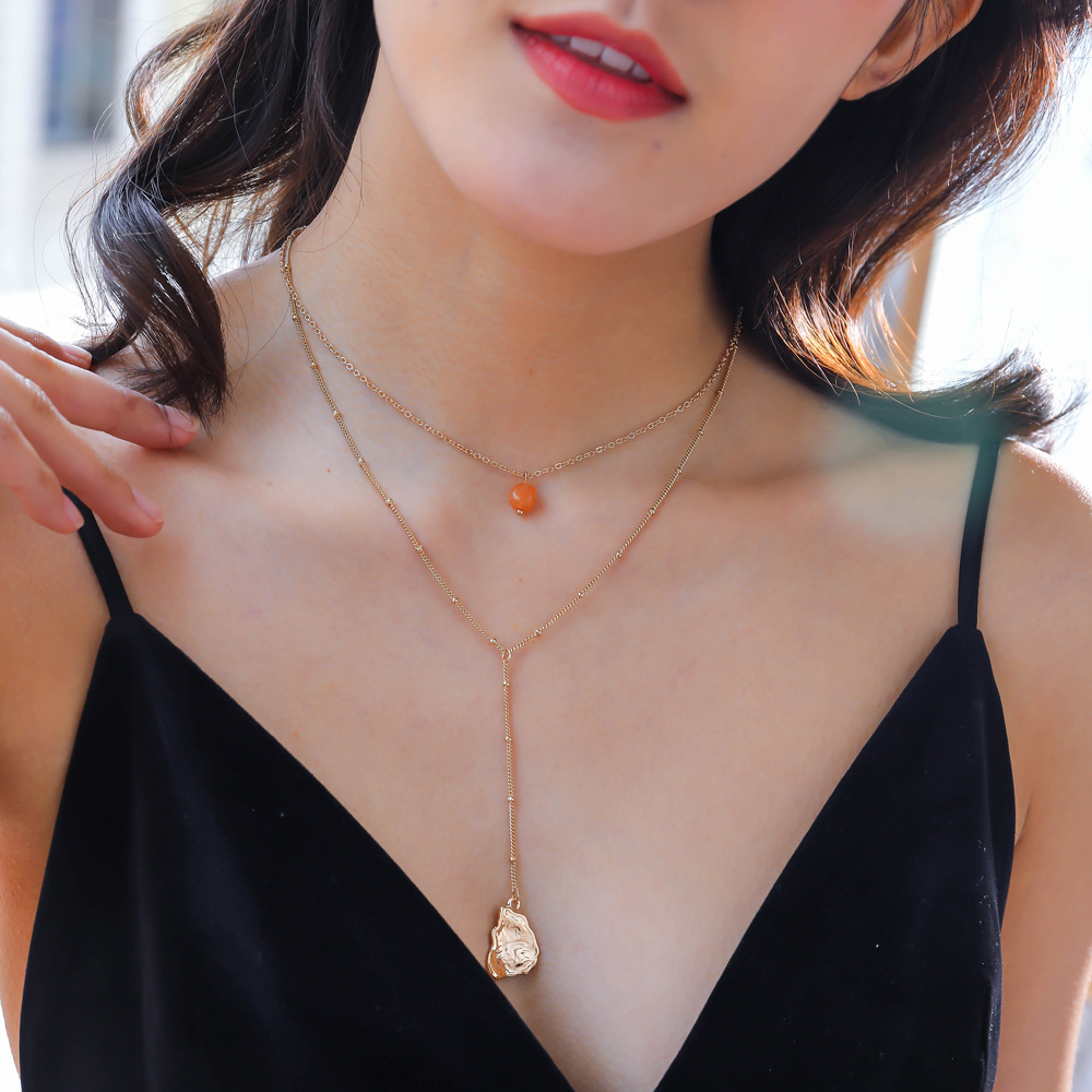 Fashion Golden Yellow Natural Stone Shaped Alloy Necklace display picture 13