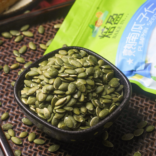 Roasted and ripe pumpkin seed kernels original flavor, 500g pumpkin seed kernels, factory direct sales, large quantity discount, baking material