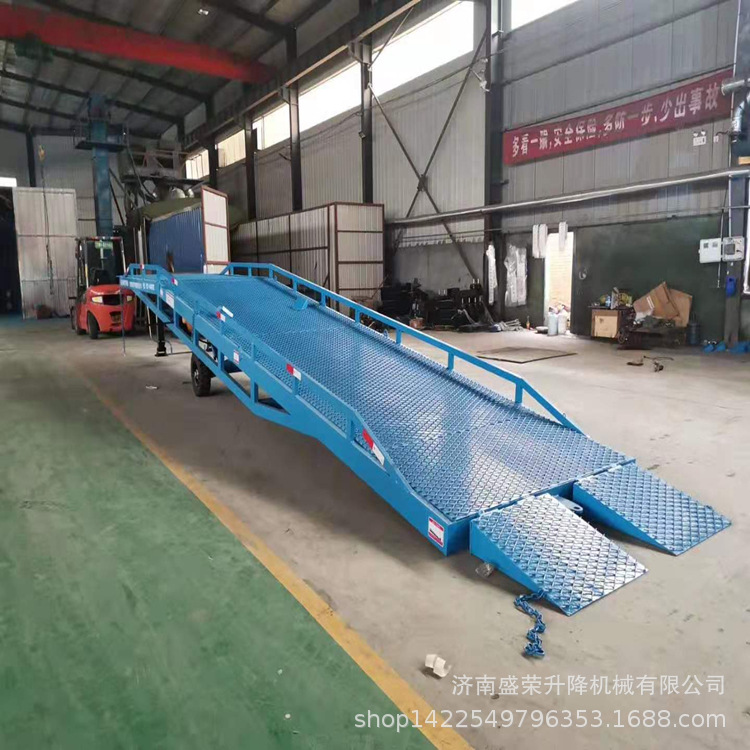 集装箱登车桥价格4