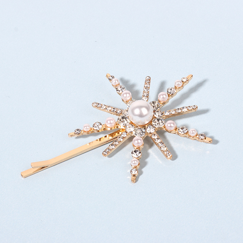 New Fashion Retro Flower Pearl Hairpin Creative Light Star Rhinestone Hairpin Wholesale display picture 6