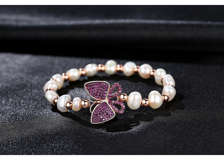 Fashion Ladies Pearl Bracelet New Copper Inlaid Zirconium Butterfly Bracelet display picture 2