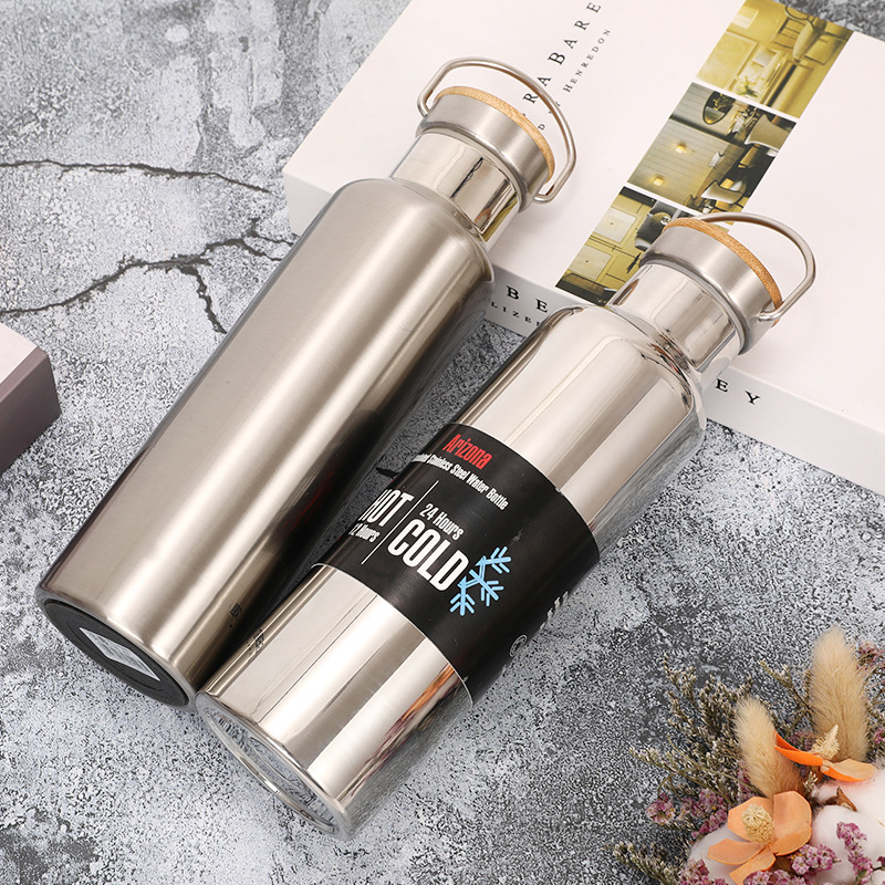 真空不銹鋼保溫杯戶外登山手提運(yùn)動(dòng)水壺旅游騎行保溫杯廠家直銷