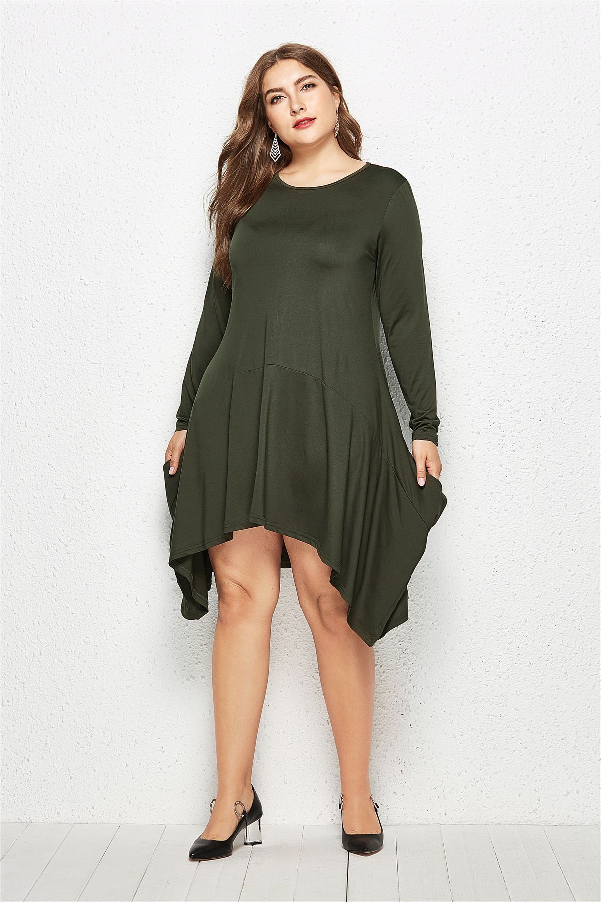 solid color round neck long sleeve pocket dress NSLM33260