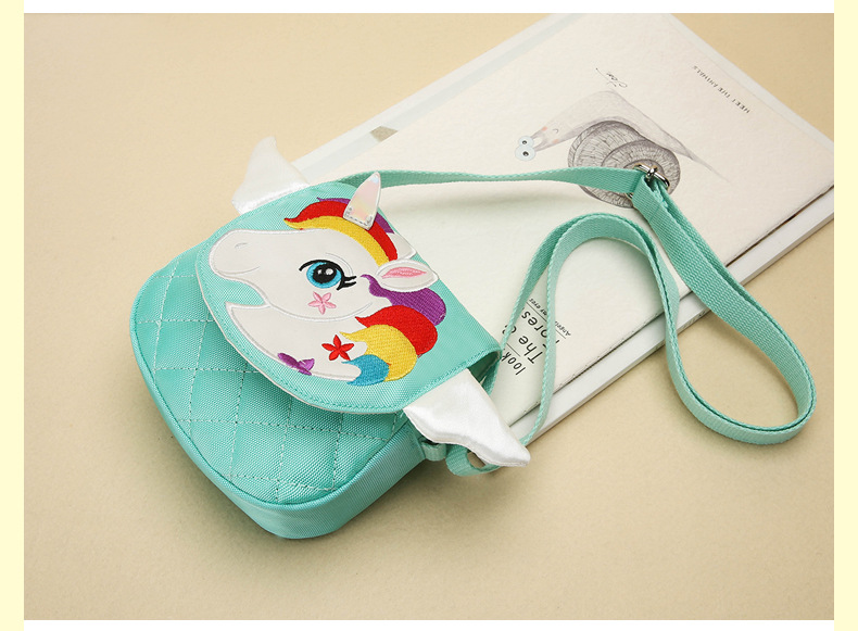 New Kindergarten Baby Crossbody Bag Cute Cartoon Unicorn Children Bag Mini Messenger Bag display picture 5