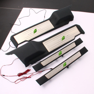 15��W��ِ���b�����T���l 16-18��W��ِ����LEDӭ�e̤�� ���ƾ�