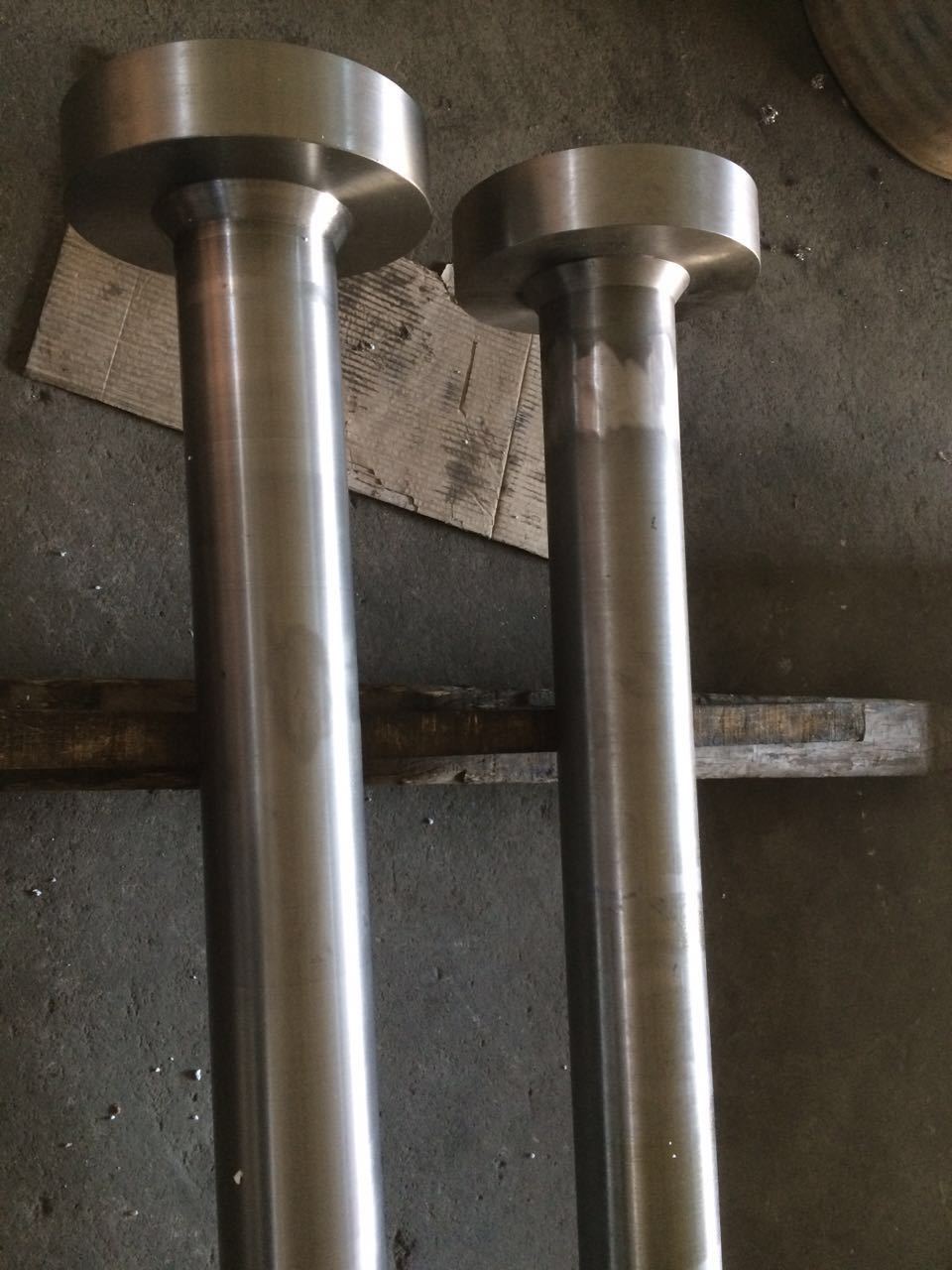 供应钛搅拌轴、钛法兰、钛备件等