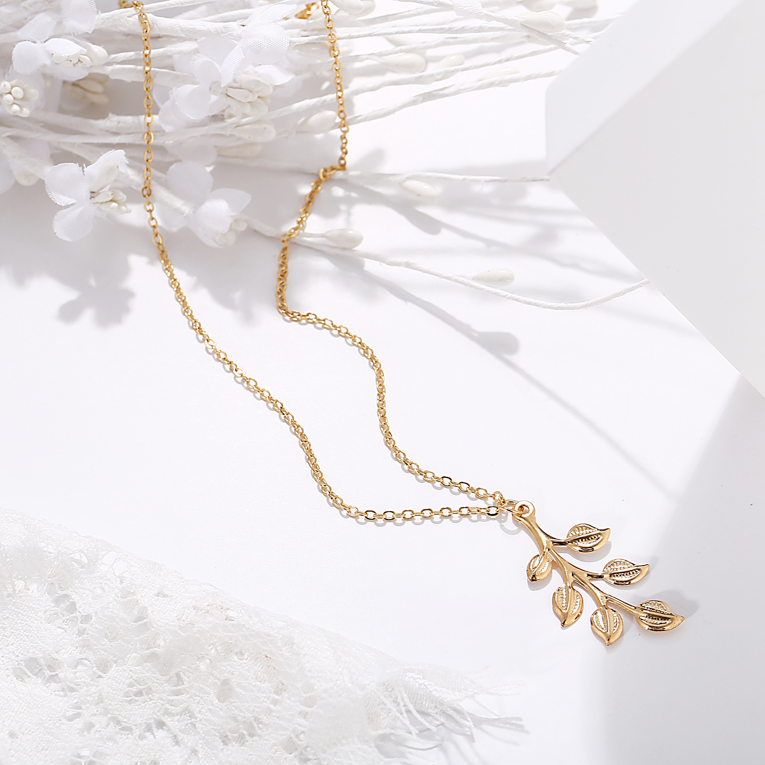 New leaf pendant long necklace clavicle chain