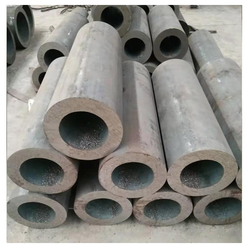 16mn 20# 45#大口径薄厚壁无缝钢管 碳钢钢管 合金钢管 切割零售