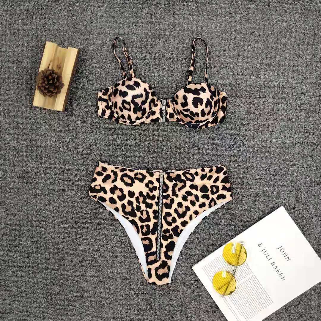 bikini con estampado de leopardo NSZO1569