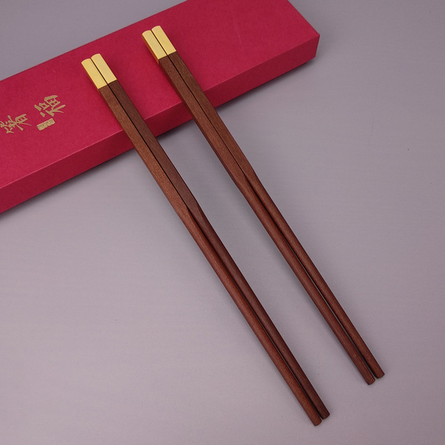 25cm đũa món quà cao cấp các bản ghi gỗ đàn hương đỏ cánh hợp kim đũa gỗ đũa Logo nhà máy bán buôn chữ tùy chỉnh Đũa