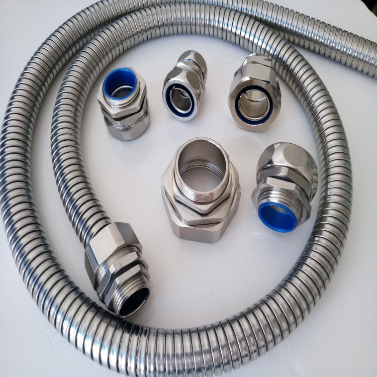 厂家定制非标规格金属软管接头 Φ20-M20*1.5不锈钢盒接头