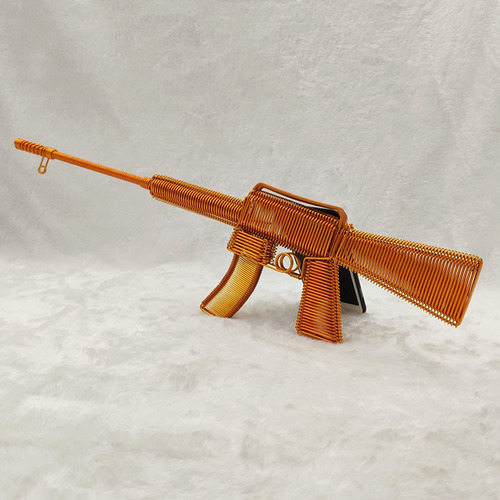 [M416 submachine gun] Creative handicrafts featuring hand-knitted machine gun models toys scenic souvenirs