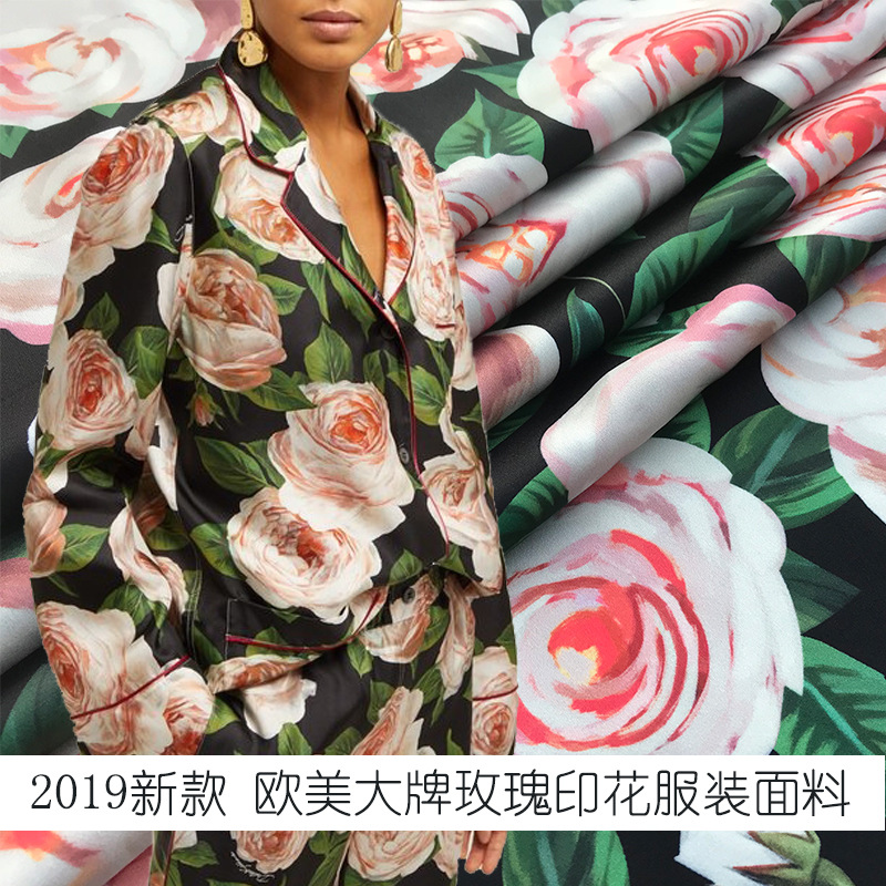 2019新款 大朵玫瑰印花服装面料 手工DIY面料
