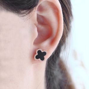 韩国时尚耳环短款钛钢 四叶草耳钉18k玫瑰金耳饰 女生款耳环