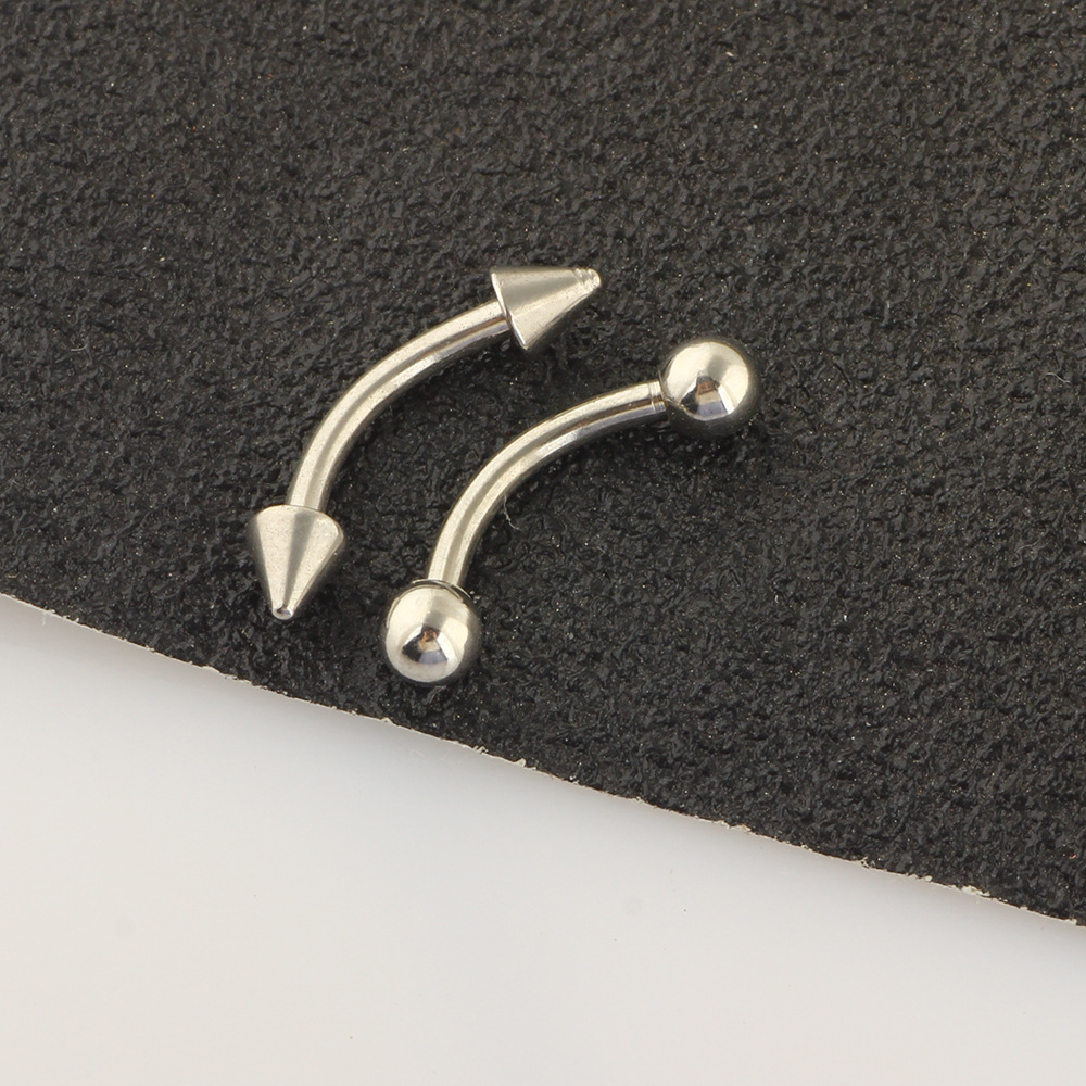 Pointed titanium steel lip stud product view