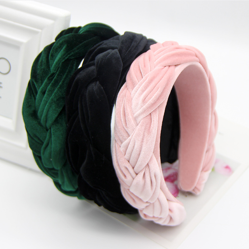 Women's Simple Style Commute Solid Color Velvet Braid Hair Band display picture 3