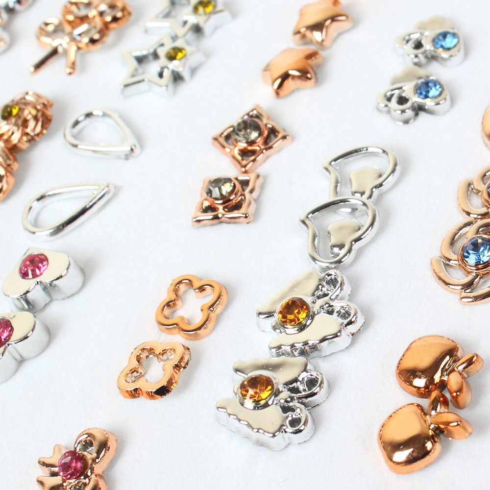 1 Set Quantity 1 Set Simple Style Geometric Heart Shape Flower Inlay Plastic Rhinestones Ear Studs