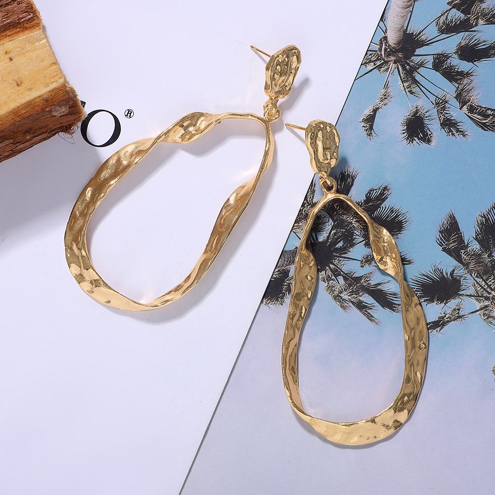 Alloy Earrings Atmosphere Simple Earrings Fashion Big Circle display picture 8