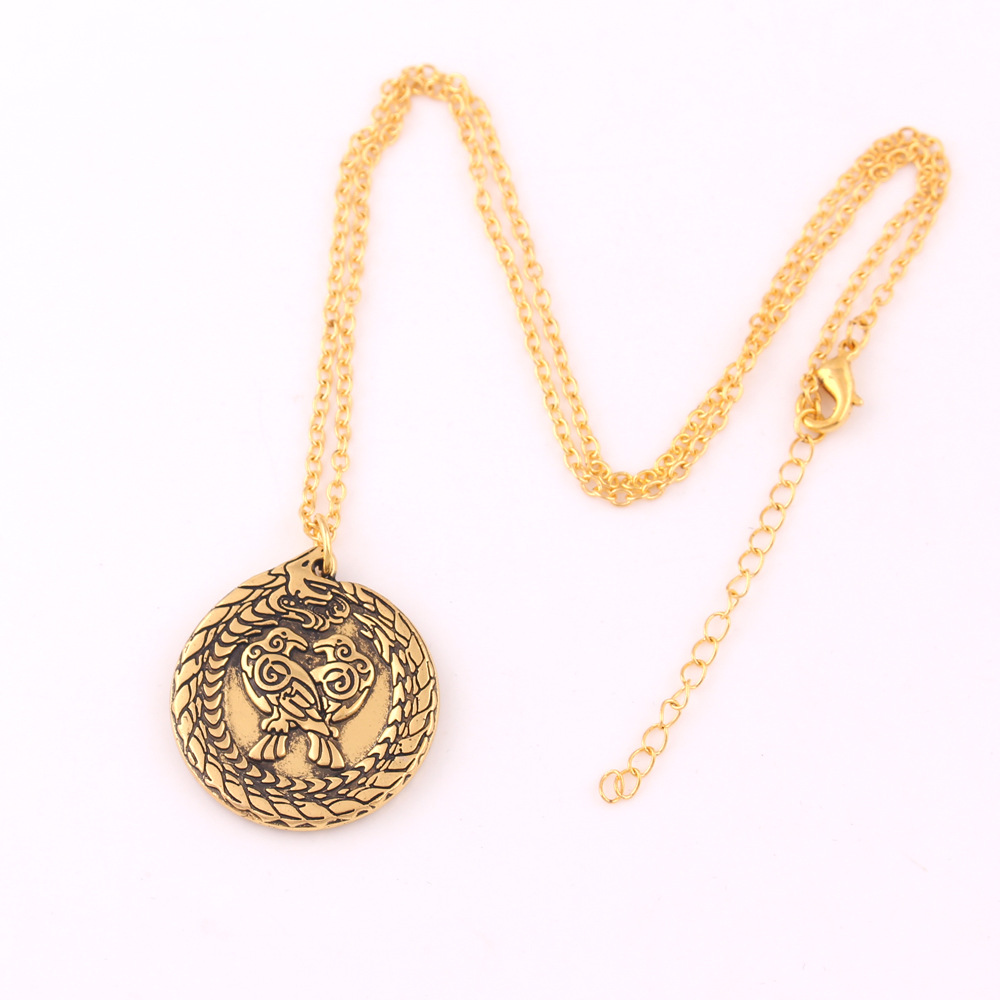 Collana con ciondolo a forma di corvo di Odino in stile vichingo nordico_voghion.com